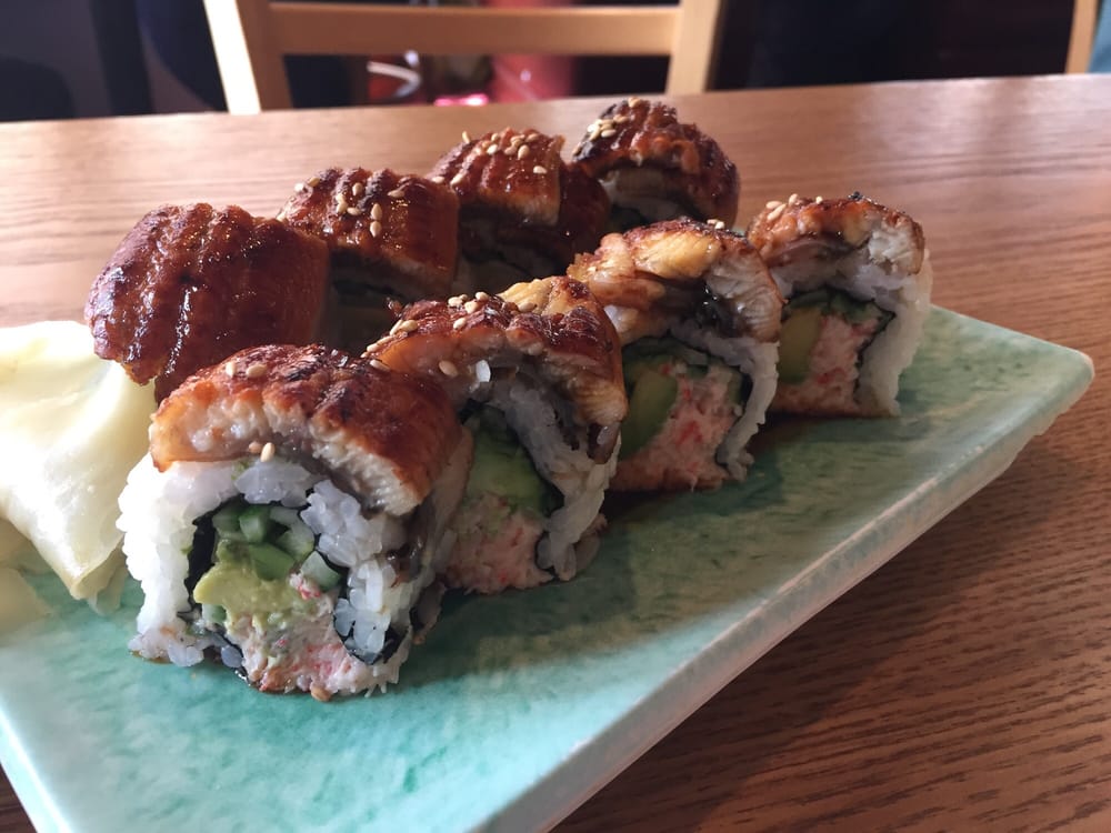 Sushi roll topped with grilled eel